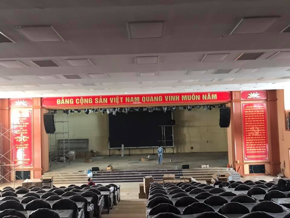 lắp đặt dàn âm thanh sân khấu hội trường Quận Kiến An - Hải Phòng
